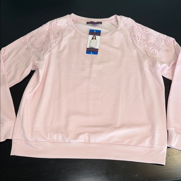 Gloria Vanderbilt Pink lace accented Sweatshirt NWT - Picture 2 of 4